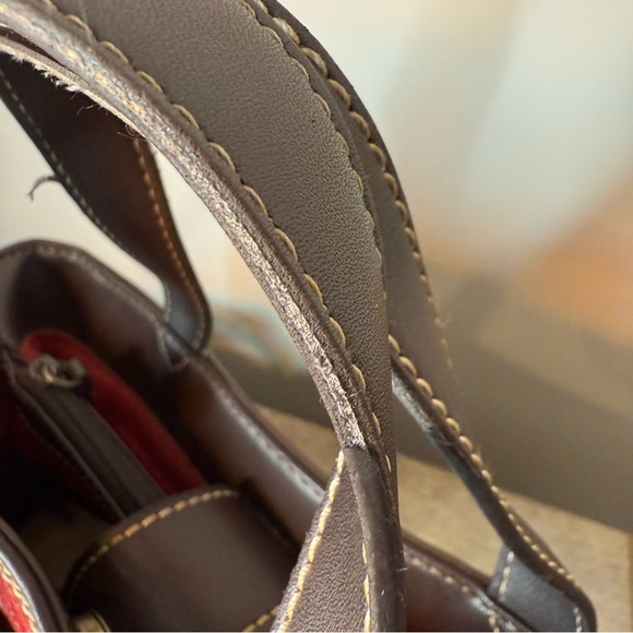 RELIC Red Paisley Embossed Satchel Brown Crossbody Strap Boston Bag Tooled - Picture 14 of 14